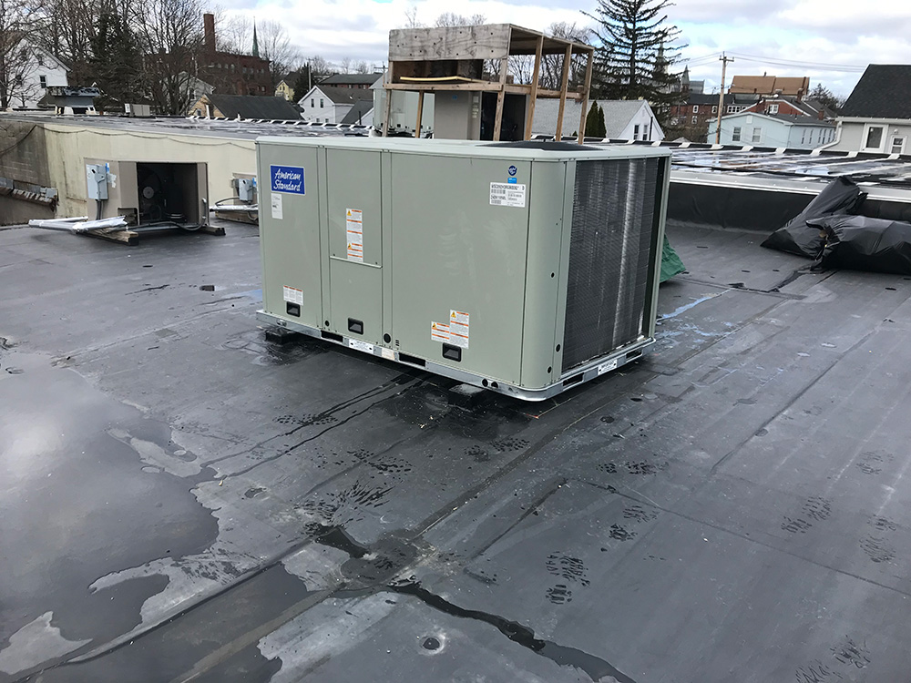 Rooftop HVAC placement at a grocery store in Chicopee